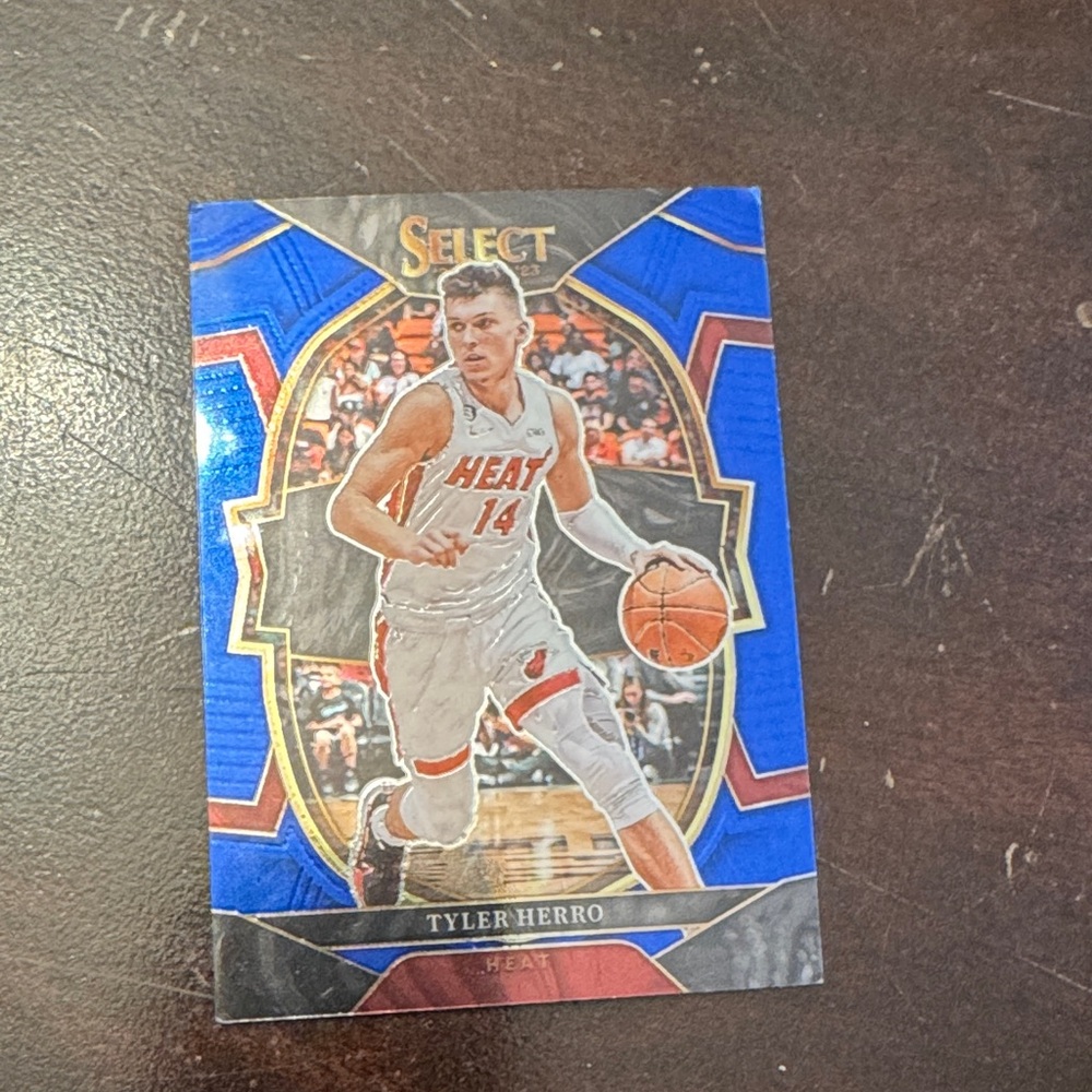 Select Tyler Herro Basketball Card